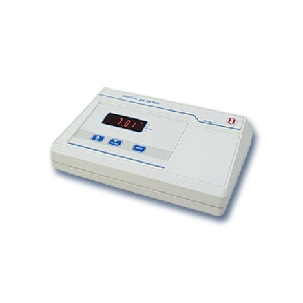 101 & 111 DIGITAL PH METER