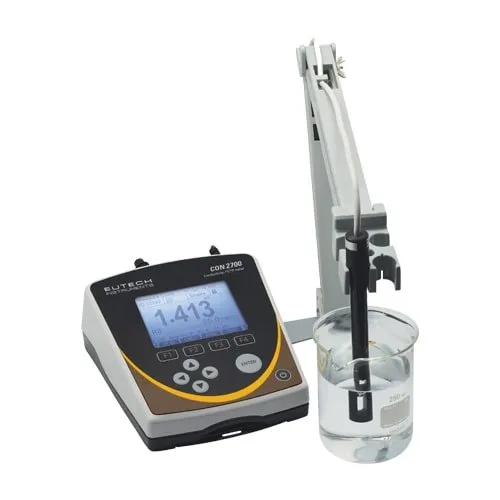 EUTECH CON 2700 CONDUCTIVITY METER BENCH MODEL